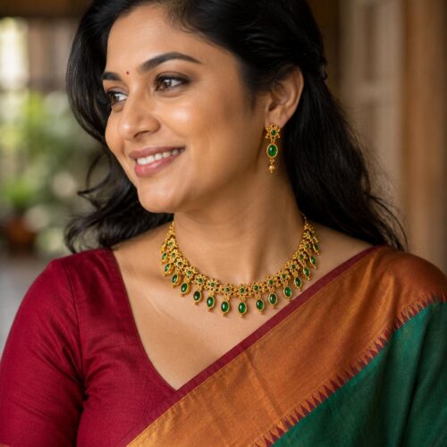 Emerald Palakka Flower Necklace