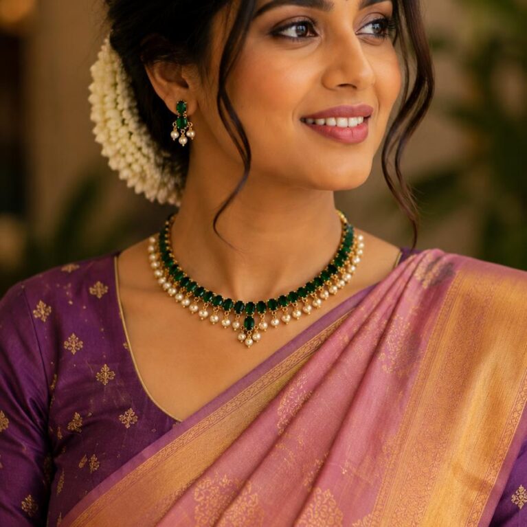 Emerald Pearl Elegance Necklace Set