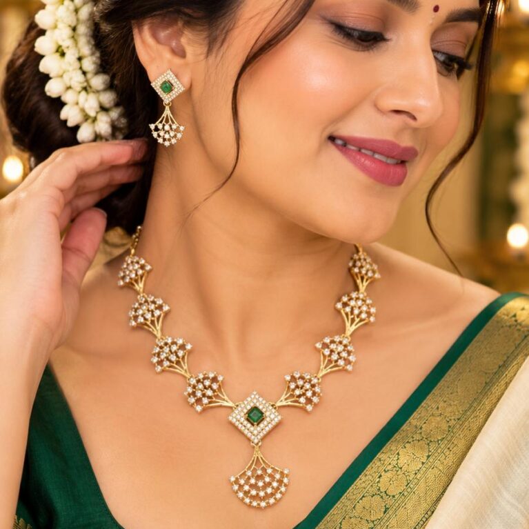 Emerald Green Royal Fan Design AD Stone Necklace Set